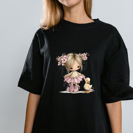 かわいい少女とヒナのぬいぐるみ アート Tシャツ