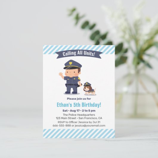 かわいい少年と犬の警察の誕生日パーティー 招待状 (スタンド正面)