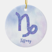 かわいい山羊座星占いサインパーソナライズされたパープル セラミックオーナメント (正面)