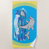 かわいい幸せなイルカ明るい漫画のビーチタオル ビーチタオル (正面)