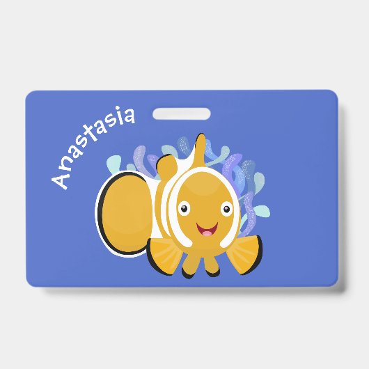かわいい幸せなクマノミ イソギンチャク カートゥーン バッジ (正面)