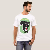かわいい幸せなスカンクのキャラクターイラスト Tシャツ (正面フル)