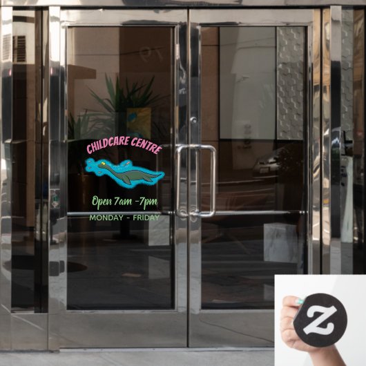 かわいい幸せな海の怪物プレシオサーアニメ ウィンドウサイン (オフィスドア)