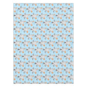 かわいい幸せな皇帝ペンギンのシックな漫画 テーブルクロス (正面)