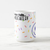かわいい幸せな笑い コーヒーマグ コーヒーマグカップ (中央)