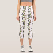 かわいい幸せベビーゴリラ漫画イラストレーション カプリレギンス (正面)