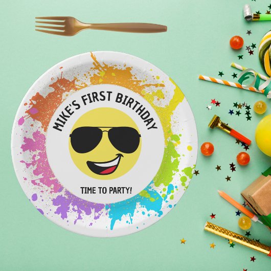 かわいい幸せ顔、アビエーターグラス、おもしろい第1回誕生日 ペーパープレート