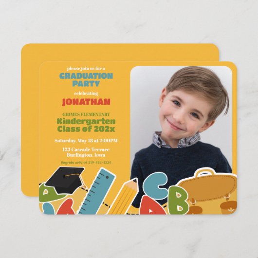 かわいい幼稚園卒業パーティー招待状 ノートカード (正面/裏面)