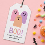 かわいい幽霊たちブー名ハロウィーン誕生日 ギフトタグ<br><div class="desc">紫色、ピンク、桃のパステルカラーの3つの幽霊たちを備えた愛らしい誕生日メッセージカード。BOO!という単語は色の付いた数々のフォントで表示さモダンれる。文字テンプレートはパーソナライゼーションに含まれ、ハロウィン素晴らしをテーマにした誕生日パーティーやハローウィンパーティのために作る!背景は黒く、紫、ピンク、桃の星が付いている。*Artwork by Orabellaプリント</div>