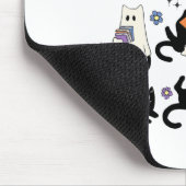 かわいい幽霊黒猫読の本ハロウ不気味ェイ マウスパッド (コーナー)