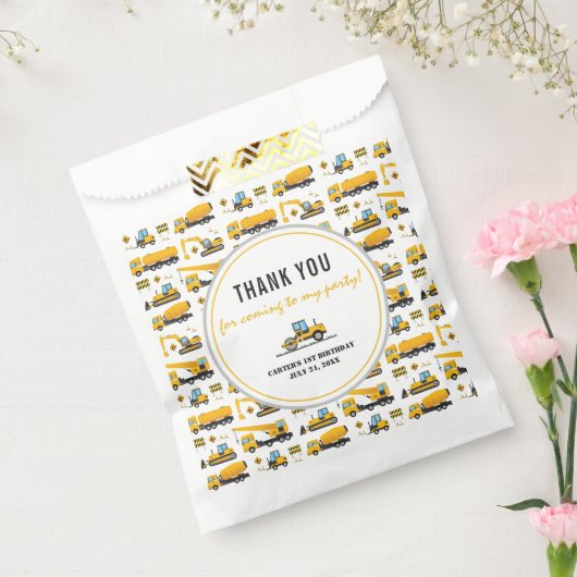 かわいい建築ダンプトラック誕生日パーティー フェイバーバッグ (封をした状態)