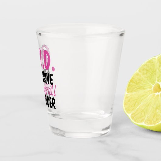 かわいい強迫的バレーボール障害ピンクプレーヤー ショットグラス (右)
