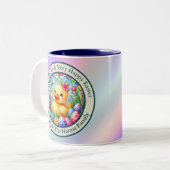 かわいい復活祭の雛、花、カラフル卵 ツートーンマグカップ (正面左)