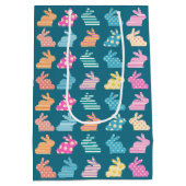 かわいい復活祭バニーパターンブルー ミディアムペーパーバッグ (裏面)