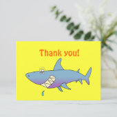 かわいい微笑の漫画の鮫のカスタマイズ可能なテンプレート サンキューカード (スタンド正面)