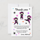 かわいい忍者戦士少女のピンクの誕生日パーティー サンキューカード (正面)