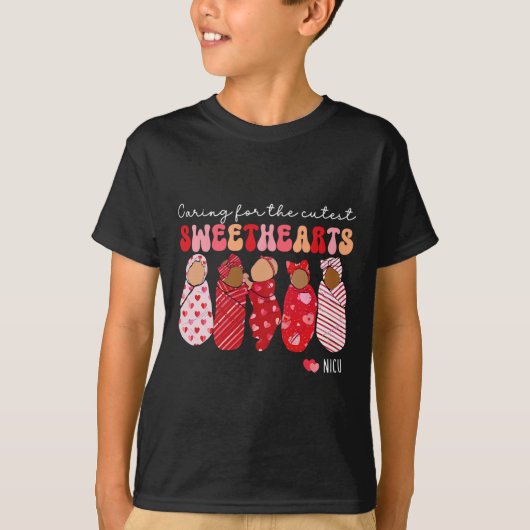 かわいい恋人たちの世話をする NICU看護師 バレン Tシャツ (正面)