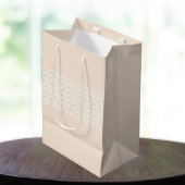 かわいい恋人ライトカラーハートパターン抱き枕 ミディアムペーパーバッグ