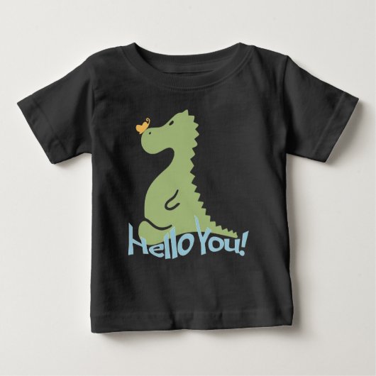 かわいい恐竜と蝶の赤ちゃん ベビーTシャツ (正面)