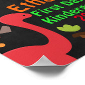 かわいい恐竜の学校初日の黒板 ポスター (角)