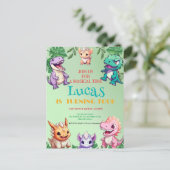 かわいい恐竜ジャングル 学校の子供たちの誕生日パーティー ポストカード (スタンド正面)