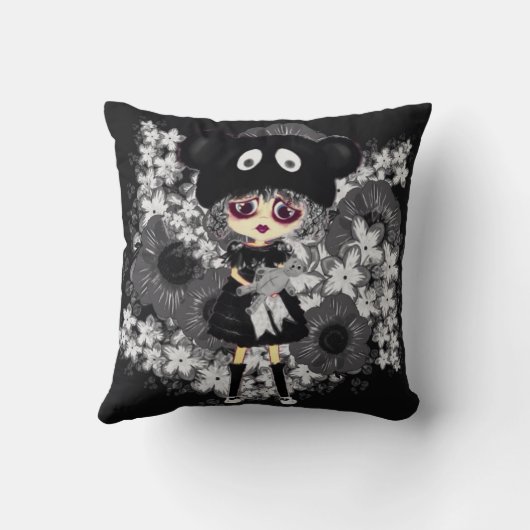 かわいい悲しいゴシックの女の子のかわいいPinkyP by LeahG クッション (裏面)