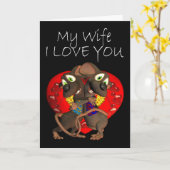 かわいい愛のネズミが愛の妻を抱きしめる カード (黄色い花)