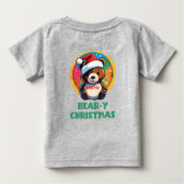 かわいい愛らしいかわいいチビ（小さくかわいく書いた感じ）クマyクリスマスベア ベビーTシャツ (裏面)