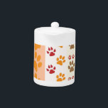 かわいい愛犬家をプリント<br><div class="desc">デザインは犬の前足の可愛いパターンでオレンジと黄色と暖かい色でプリント。このデザインは犬が商品の上を歩いたように見える！どこでも愛犬家。</div>