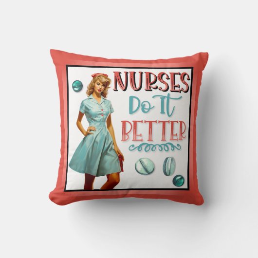 かわいい懐かしいナースピンナップナースの方が良い クッション (正面)