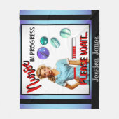 かわいい懐かしいナースピンナップナース中 フリースブランケット (正面)