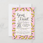 かわいい手の水色彩の鮮やか彩バナナとピンク 招待状 (正面)