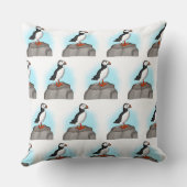 かわいい手描きパフィン クッション (裏面)