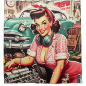 かわいい整備士のピンアップ シャワーカーテン (正面)