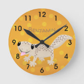 かわいい斑点タンgecko漫画のイラストレーションラウンド ラウンド壁時計 (正面)