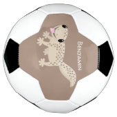 かわいい斑点タンgecko漫画イラストレーション サッカーボール (回転)