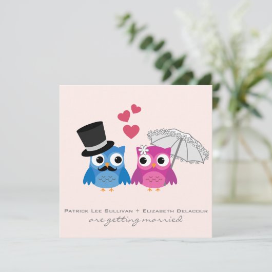 かわいい新郎フクロウと新婦フクロウ結婚式招待状 招待状 (スタンド正面)