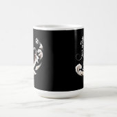 かわいい日本サッカー猫のギフト スポーツと猫L コーヒーマグカップ (中央)