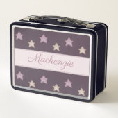 かわいい星と名前をカスタムするオンピンク メタルランチボックス (裏面)