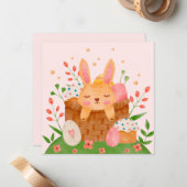 かわいい春イースターバニーとバスケット ノートカード (正面/裏面インサイチュ)