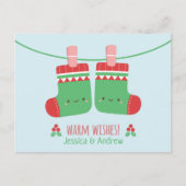 かわいい暖かい願いクリスマスストッキングカップル ポストカード (正面)