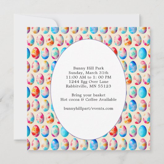 かわいい服のバニー&バスケットイースターエッグ狩りスクエア 招待状 (裏面)