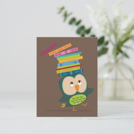 かわいい本のフクロウ ポストカード (スタンド正面)