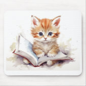 かわいい本を読む子猫のマウスパッド マウスパッド (正面)