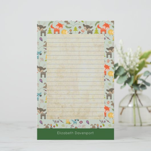 かわいい森の動物の姿が並ぶ 便箋 (スタンド正面)