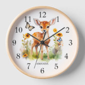 かわいい森の動物の鹿と蝶 壁時計 (正面)
