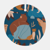 かわいい森の動物、暗いシームレスなデザイン。 ガラスオーナメント (裏面)