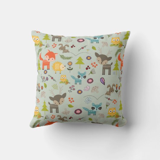 かわいい森の生き物の動物模様 クッション (裏面)