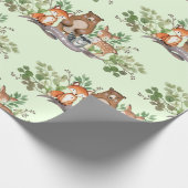 かわいい森林動物の緑の草木の森林パーティー ラッピングペーパー (角)