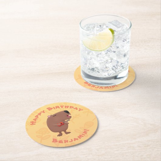 かわいい歌カピバラukulele漫画イラストレーション ラウンドペーパーコースター (インサイチュ)